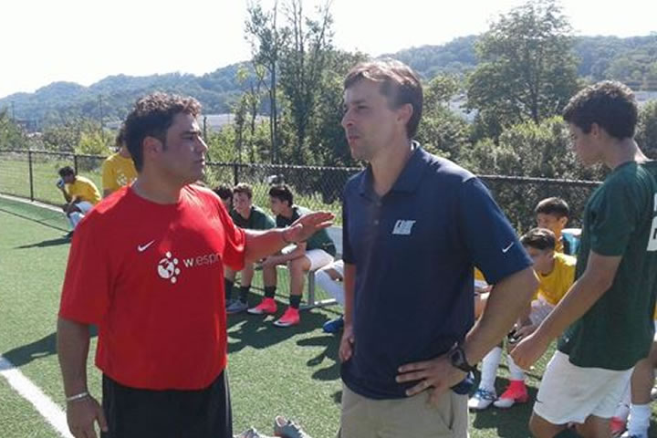 Recuperando atletas de soccer na escola  Baylor ,  Estado de Tennessee-USA
